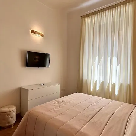 Da Mariella Vacanze - Roma 149 * Санремо